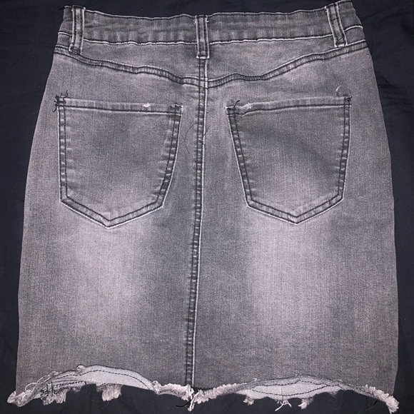 Jean Skirt - Picture 2 of 4